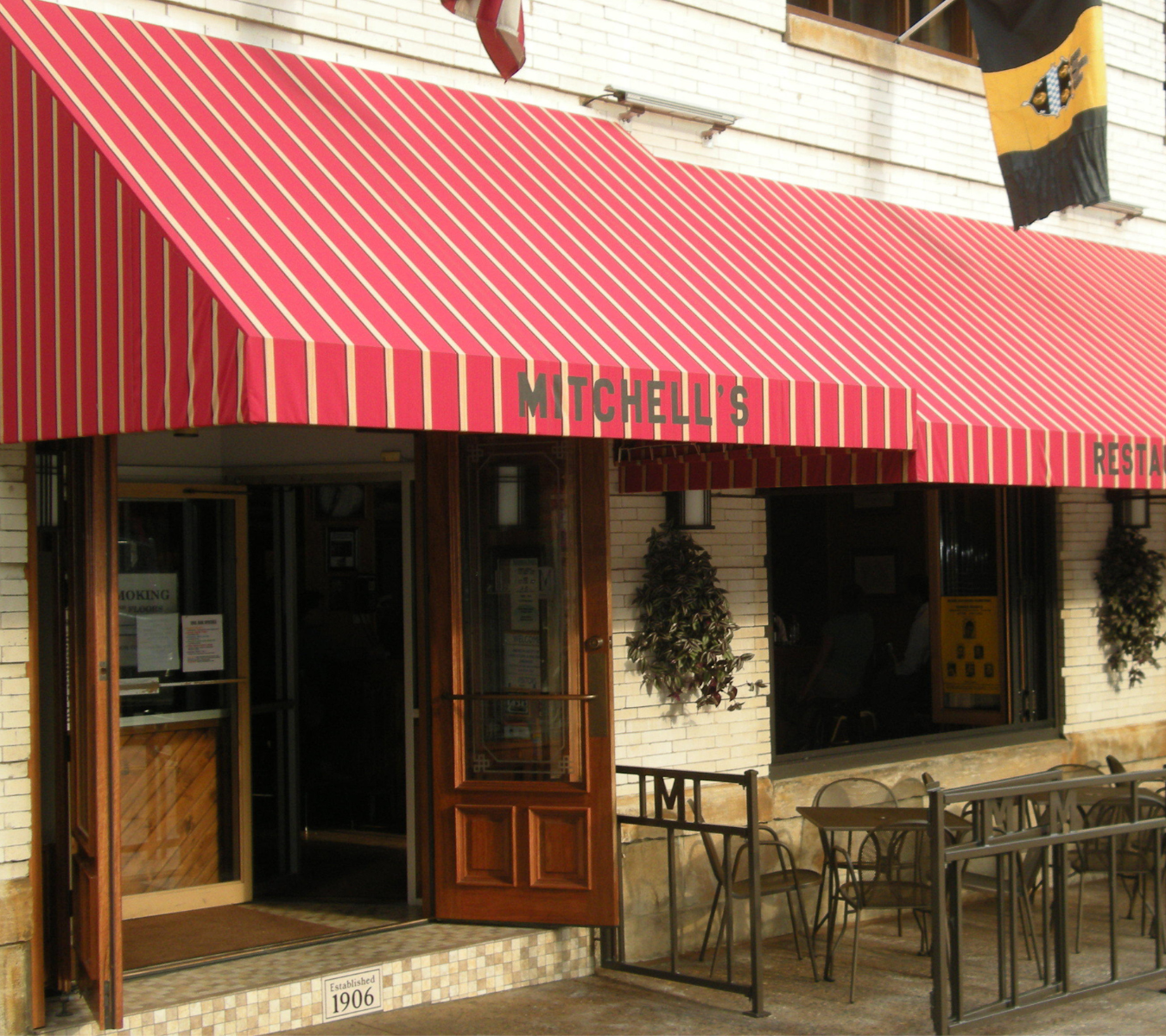 photo of Mitchell's Pub